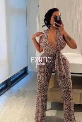 MUNIRA (I DO ANAL)