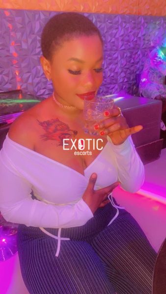 ✨ Trina – Élégance Mature & Présence Raffinée à Kolwezi, Drc ✨ — 5