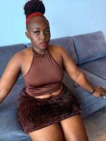 🌸 Nuri– Jeunesse, Charme & Douceur à Kolwezi 🌸